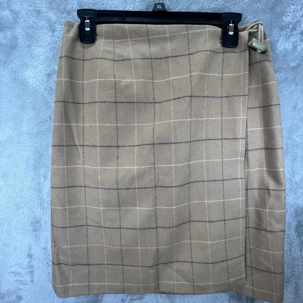 Talbots VTG 90s‎ Tan Plaid Wool Wrap Skirt Toggle Closure Sz 10 Preppy Classic